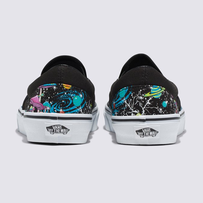 Tênis Slip-On Cosmic Glow Black True White