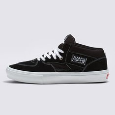 Vans Skate Classics: Ultra resistência no interior do tênis para a sua melhor performance no skate. Redesenhada para o skate moderno, a coleção Vans Skate Classics oferece mais do que os skatistas precisam para permitir evolução máxima. Com cabedal clássico de camurça e lona, o Tênis Skate Half Cab Black White possui a silhueta icônica que você deseja, trazendo todos os benefícios de desempenho que os skatistas exigem.