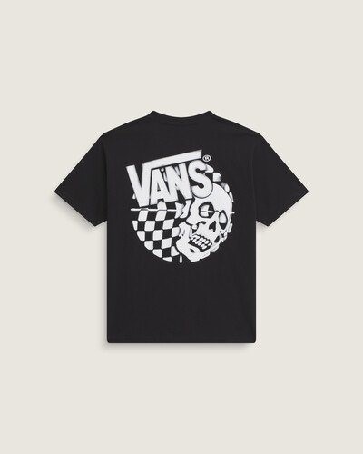 A Camiseta Manga Curta Representative Black apresenta construção em malha knit de algodão, com toque macio e caimento natural. Corte de mangas curtas e gola canelada proporcionam ajuste confortável, enquanto costuras reforçadas preservam a estrutura. O visual limpo realça detalhes gráficos e oferece flexibilidade nas combinações. Modelo essencial que privilegia conforto, suporte suave ao corpo e liberdade de movimento.
