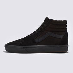 Quando os clássicos se unem ao conforto

A Vans renovou a silhueta clássica do Sk8-Hi introduzindo a tecnologia ComfyCush: uma sola mais macia e acolchoada que oferece ao ComfyCush Sk8-Hi um ajuste sem igual que faz com que pareça que estamos andando nas nuvens. 

Apresentando uma construção co-moldada de espuma e borracha para a combinação perfeita de conforto e aderência, com o Classic ComfyCush Sk8-Hi é possível se sentir confortável o tempo todo, mantendo a estética atemporal do nosso lendário calçado de cano alto. Esse visual icônico também é equipado com solas de borracha que proporcionam durabilidade e tração, interiores simplificados de peça única com maior suporte no arco e forro com material que absorvente a umidade em todo o interior do calçado. 

Junto com o cabedal de camurça e lona bordada recém-construído que se concentra na estabilização da lingueta, o Classic ComfyCush Sk8-Hi confere um toque retrô aos estilos esportivos da Vans do início dos anos 19990 e oferece uma experiência em que o conforto é vital.

• Construído  com uma peça única para oferecer um ajuste confortável
• Espuma ComfyCush™ da Vans que oferece mais conforto
• Maior suporte no arco
• Solas de borracha que oferecem maior durabilidade e tração
• Cabedais de camurça e lona para estabilizar a lingueta
• Forro com materiais que absorvem a umidade