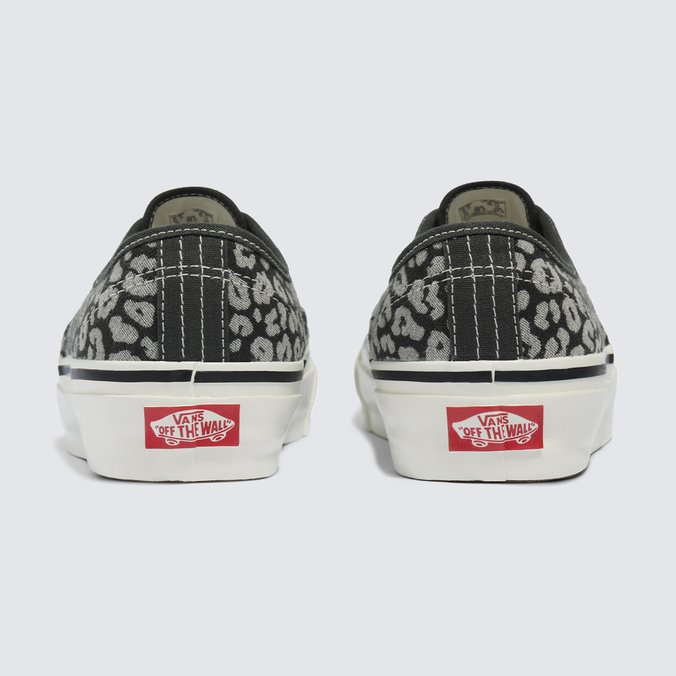 Tênis Authentic Sf Cheetah Grey White