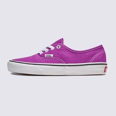 O original. Cores atualizadas.

Nascido em 1966 como Style 44, o Vans Authentic Shoe deu início a tudo. Sua estreia introduziu a agora icônica sola waffle, dando aos skatistas a aderência e a durabilidade necessárias para ultrapassar limites. Refinado e reforçado ao longo do tempo, é um símbolo do legado da Vans: intemporal, fiável e fiel às suas raízes. Agora parte da Coleção Color Theory, foi reinventado em tons vibrantes para uma abordagem nova e criativa.