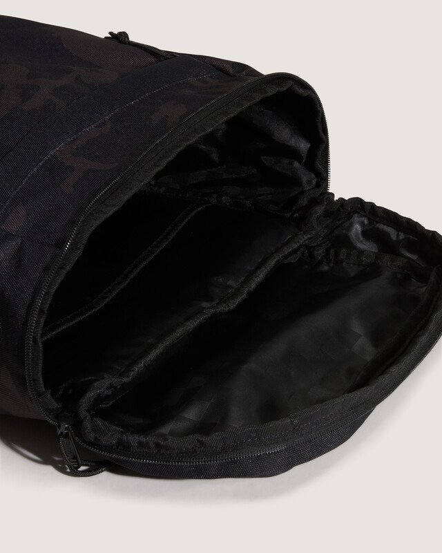 Mochila Omit Black Camo
