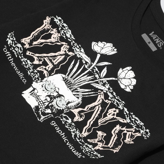 Camiseta Growing Ideas Crew Crop Ii Seasonal Hero: Authentic Black