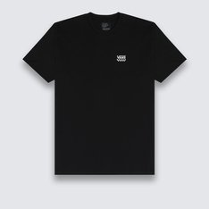 Conforto e estilo andam juntos. A Camiseta Left Chest Logo Ii Ss Black carrega autenticidade Vans por onde passa. Proporcionando conforto e sensação de leveza ao vestir, a camiseta masculina tem modelagem clássica, permitindo maior mobilidade tanto para uso em propostas casuais ou na prática de esportes de ação. Confeccionada em algodão com fio 20.1 na cor preta, apresenta estampa frontal com assinatura Vans em “Drop V” e em checkerboard na altura do peito do lado esquerdo, em silk à base d’água.