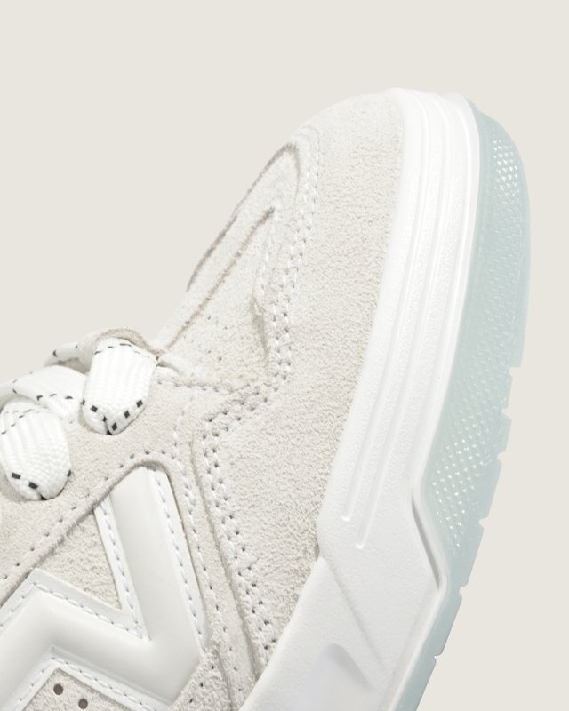 Tênis Upland Popped Outsole White