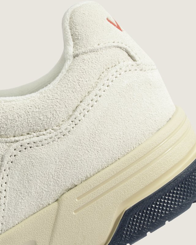 Tênis Upland Vintage White Red