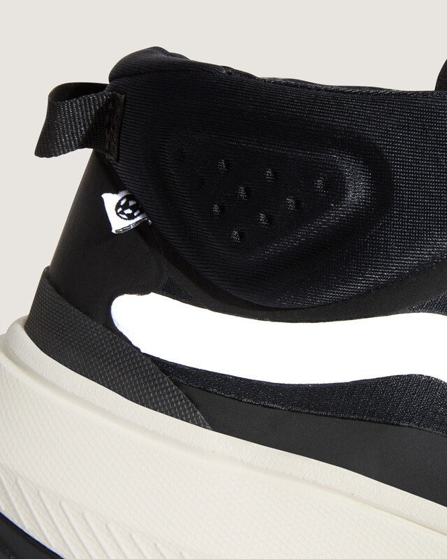 Tênis Crosspath Mid Mte Black White