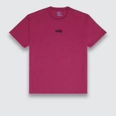Tradição e originalidade estão presentes na cultura da Vans desde 1966. A personalidade e estilo inconfundível se destacam em todos os seus clássicos. A Camiseta Ss Cherries Jubilee de manga curta é confeccionada em tecido de algodão, com corte amplo e oversized. O modelo possui estampa frontal com assinatura Vans em “Drop V”, centralizada na altura do peito, em silk à base d’água.