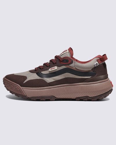 “You are Made for the Elements”. Estes são os seus Vans. O Tênis Crosspath Mte Bitter Chocolate tem base em tudo o que aprendemos com a família de tênis UltraRange. É a combinação perfeita de estilo e funcionalidade para aventuras urbanas e ao ar livre. Extremamente versátil e repleta de conforto, o modelo possui silhueta de cano médio, é repelente à água e possui uma entressola em EVA de base biológica projetada para amortecimento máximo, combinada com uma sola All-Trac atualizada projetada para melhorar a tração em qualquer terreno. Onde quer que seu estilo de vida te leve, esse tênis é tudo o que você precisa para explorar o dia todo. O modelo possui o logotipo Vans Checkerboard Globe: este produto é feito de pelo menos 30% de um ou uma combinação de materiais reciclados, renováveis ??e/ou regenerativos. Para saber mais sobre a Vans e a sua jornada rumo a materiais sustentáveis, acesse vans.com.br/sustentabilidade.