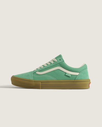 Ícone Sidestripe™, aprimorado para o skate. Completamente redesenhado para o skate moderno, a coleção Skate Classics oferece mais do que os skatistas precisam para permitir o máximo de progressão. Feito com cabedal clássico de camurça e lona, o Tênis Skate Old Skool Sea Green traz o visual icônico que você deseja, ao mesmo tempo em que oferece todos os benefícios de desempenho que os skatistas exigem.