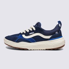 Uma maneira consciente de sustentabilidade e se preparar para o inesperado. Aqui, ali, em qualquer lugar. Combinando conforto e versatilidade, o Tênis Ultrarange Neo Vr3 Mte Navy True Blue te permite aproveitar os momentos inesperados do seu dia enquanto faz uma escolha consciente de sustentabilidade ao longo da sua viagem. O modelo possui o logotipo Vans Checkerboard Globe: este produto é feito de pelo menos 30% de um ou uma combinação de materiais reciclados, renováveis ??e/ou regenerativos, seguindo as diretrizes rígidas de design e materiais destinados a reduzir o impacto ambiental. Para saber mais sobre a Vans® e a sua jornada rumo a materiais sustentáveis, acesse vans.com.br/sustentabilidade.