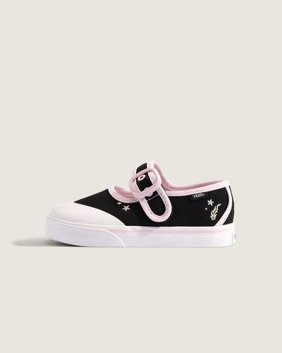 O Tênis Mary Jane Mermaid Black Pastel Pink Infantil traz o legado icônico da VANS e a atitude Off The Wall em um modelo descontraído e funcional. Cabedal em tecido estampado com flores pintadas, bico redondo e tira superior com fechamento por fivela para ajuste seguro. Sola vulcanizada oferece construção resistente e acabamento limpo, composição TEXTILE VULCANIZED. Leve ao toque, com suporte e flexibilidade pensados para a rotina ativa das crianças