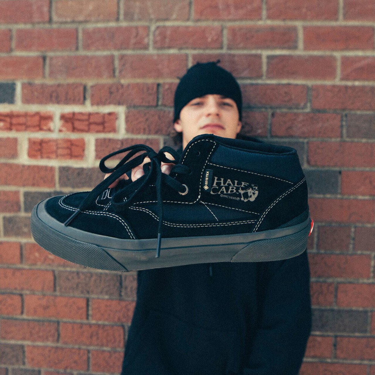 Tenis vans half cab preto discount