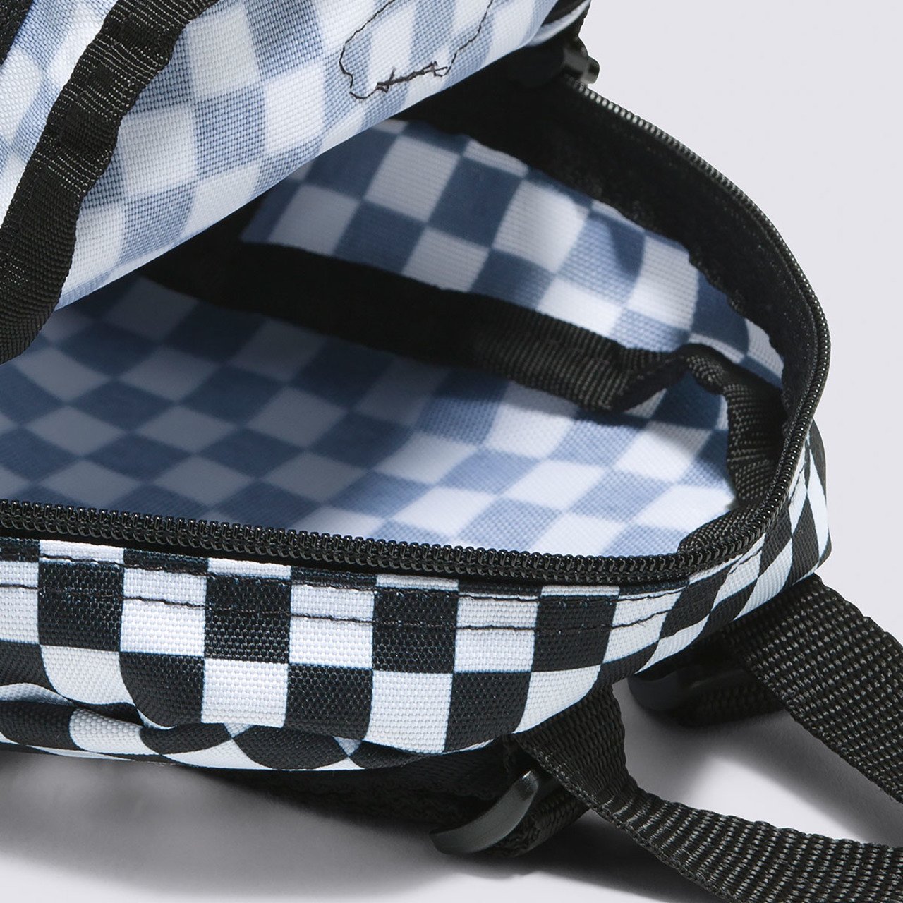 Mochila Got This Mini Black White Checkerboard Vans