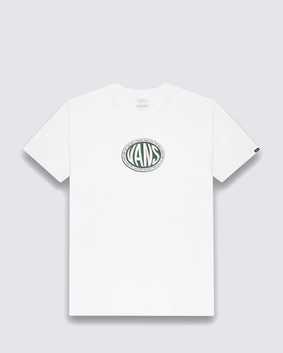 Tradição e originalidade estão presentes na cultura da Vans desde 1966. A personalidade e estilo inconfundível se destacam em todos os seus clássicos. A Camiseta Classic Bold SS White de manga curta é confeccionada em tecido de algodão. Com modelagem clássica, traz gola redonda e estampa em arte exclusiva, resgatando o logotipo lendário que faz parte da história da Vans, centralizada na altura do peito, em silk à base d’água. Traz etiqueta tecida Vans aplicada na manga.