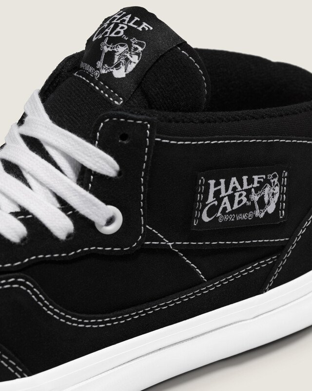 Tênis Half Cab 33 Black White | Vans