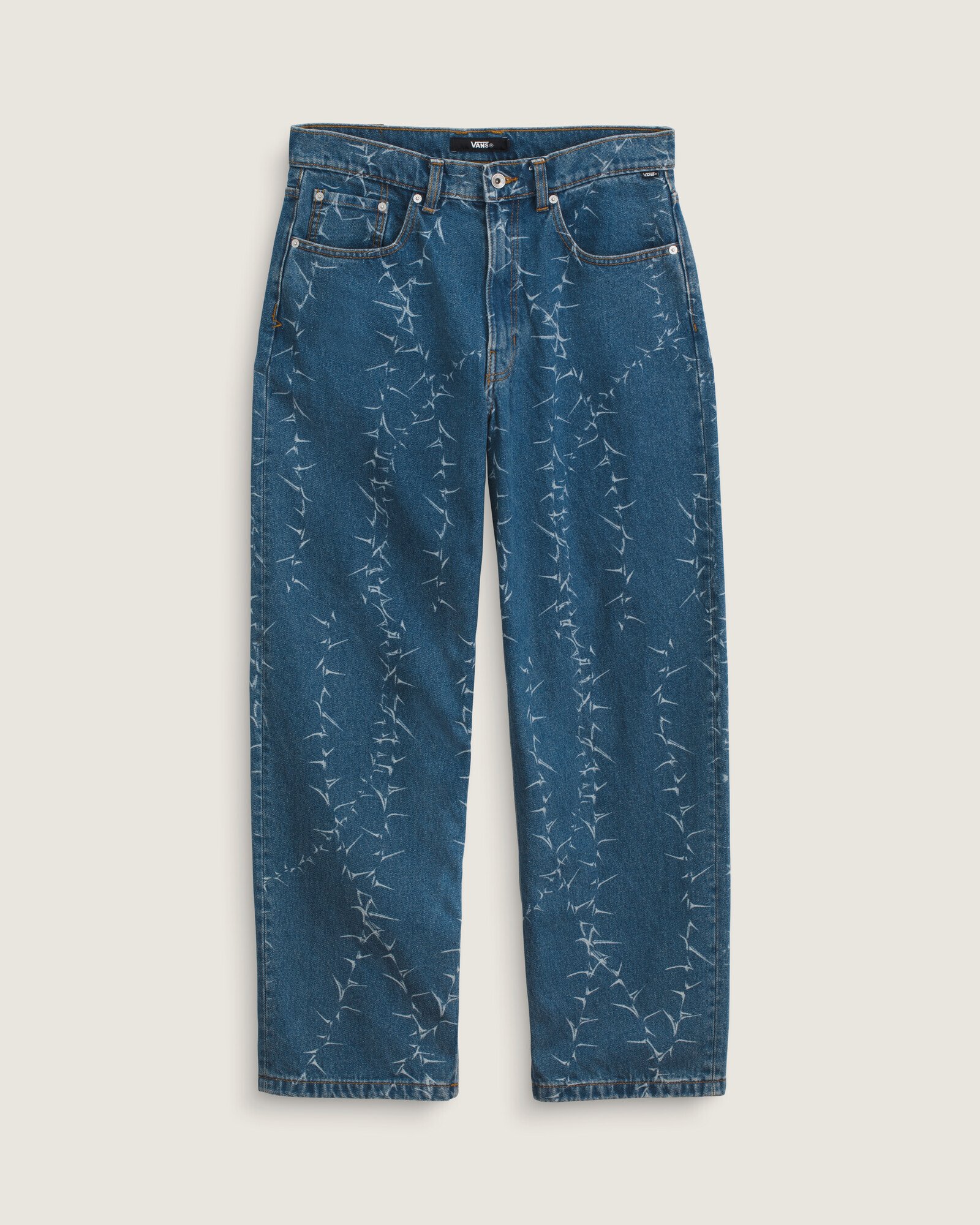 Hires-Vans-V4714400040001-01.jpg