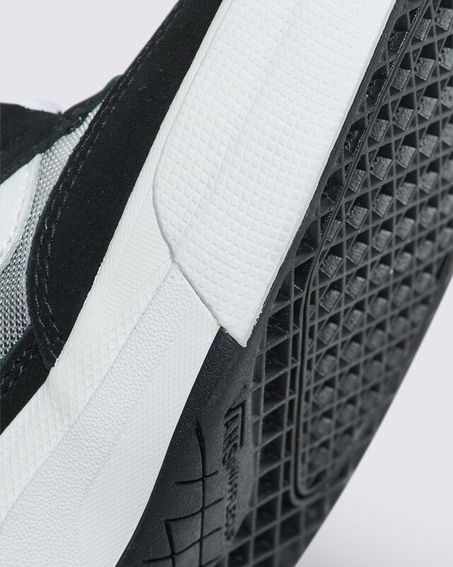 Tênis Skate Wayvee Black White