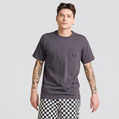 Confortável o bastante para você usar todos os dias, mantendo o estilo “Off The Wall”. A Camiseta Ave Ss Compl. Ultra Neo Vr3 Asphalt de manga curta vai acabar com a busca pela camiseta perfeita, para que você possa se concentrar nas coisas mais importantes. Com gola redonda e costuras reforçadas nos ombros - acabamentos premium da Vans - a camiseta na cor cinza traz aplicação de etiqueta tecida Vans no bolso frontal, na altura do peito, no lado esquerdo. Tipo de caimento: clássico. O modelo veste tamanho M.
Características do produto: 
• Camiseta de manga curta com gola redonda; 
• Confeccionada em tecido 100% algodão supima de 225g; 
• Etiqueta tecida Vans no bolso frontal, na altura do peito, no lado esquerdo; 
• Caimento clássico.