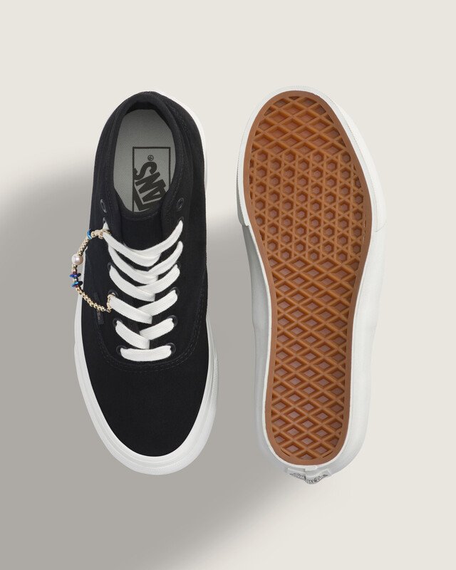 Tênis Authentic Authentically Charmed Black Gold