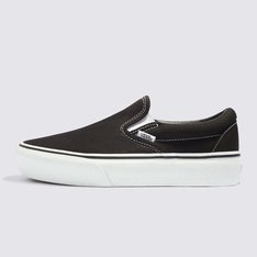 Em 1977, o tênis Slip-On, nomeado originalmente como Vans #98 é apresentado e com a ajuda de skatistas e atletas de BMX, virou uma febre no sul da Califórnia. Anos depois, ganhou atenção e apelo internacional quando apareceu nos pés de Jeff Spiccoli, personagem interpretado por Sean Penn no filme Fast Times at Ridgemont High, de 1982, tornando-se um dos maiores ícones da Vans. O Tênis Slip-On Plataforma Black possui perfil baixo, cabedal de lona têxtil resistente na cor preta, cano acolchoado, elástico nas laterais, viras laterais de borracha na cor branca com biqueiras reforçadas para suportar o desgaste por repetição e a original sola plataforma de borracha waffle exclusiva Vans.