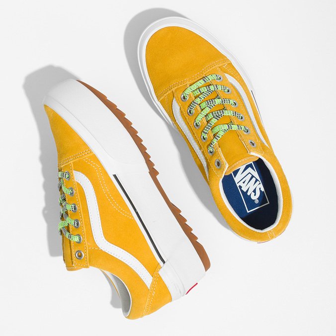 tenis vans stacked