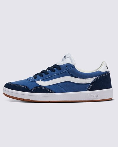 Proporcionando Conforto Máximo em um Estilo Elegante com Sidestripe

O Cruze Too ComfyCush Suede mescla técnicas modernas de construção com o estilo tradicional. Construído com o conforto similar a uma nuvem da palmilha e unidade de sola ComfyCush, este estilo de tênis de cano baixo mantém você relaxado o dia todo enquanto ostenta a estética clássica de um tênis Sidestripe elevado