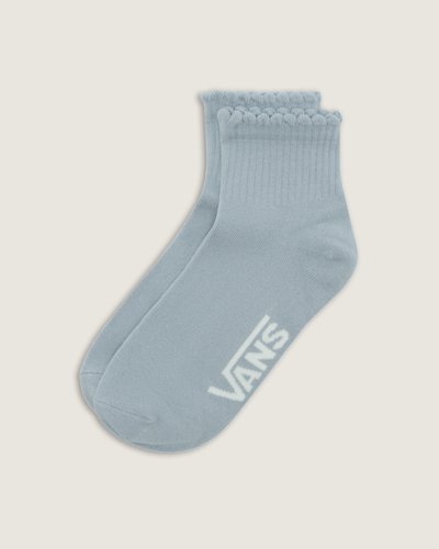 Meia Scallop Quarter Crew Soft Slate destaca cano curto canelado e acabamento ondulado que cria identificação visual. Confeccionada em algodão e fibras elásticas, oferece ajuste flexível, toque macio e suporte discreto no arco. Logo Vans em jacquard reforça identidade. Construção reforçada nas áreas de maior atrito aumenta resistência e conforto.