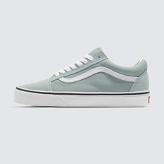 Ícone SideStripe™. Cores atualizadas.

O Old Skool Shoe, nascido em 1977 como Style 36, introduziu o agora icônico Sidestripe™. Projetado com o skate em mente, ele compartilhava os detalhes focados no skate Era, ao mesmo tempo que adicionava uma biqueira reforçada para maior durabilidade. Desde a sua estreia, esta silhueta de cano baixo tornou-se um ícone no skate, BMX, música e moda. Década após década, continua a ser um dos estilos mais adorados da Vans, transcendendo tendências com o seu design intemporal e versatilidade. Agora parte da Coleção Color Theory, foi reinventado em tons vibrantes para uma abordagem nova e criativa.