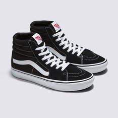 Quando os clássicos se unem ao conforto

A Vans renovou a silhueta clássica do Sk8-Hi introduzindo a tecnologia ComfyCush: uma sola mais macia e acolchoada que oferece ao ComfyCush Sk8-Hi um ajuste sem igual que faz com que pareça que estamos andando nas nuvens. 

Apresentando uma construção co-moldada de espuma e borracha para a combinação perfeita de conforto e aderência, com o Classic ComfyCush Sk8-Hi é possível se sentir confortável o tempo todo, mantendo a estética atemporal do nosso lendário calçado de cano alto. Esse visual icônico também é equipado com solas de borracha que proporcionam durabilidade e tração, interiores simplificados de peça única com maior suporte no arco e forro com material que absorvente a umidade em todo o interior do calçado. 

Junto com o cabedal de camurça e lona bordada recém-construído que se concentra na estabilização da lingueta, o Classic ComfyCush Sk8-Hi confere um toque retrô aos estilos esportivos da Vans do início dos anos 19990 e oferece uma experiência em que o conforto é vital.

• Construído  com uma peça única para oferecer um ajuste confortável
• Espuma ComfyCush™ da Vans que oferece mais conforto
• Maior suporte no arco
• Solas de borracha que oferecem maior durabilidade e tração
• Cabedais de camurça e lona para estabilizar a lingueta
• Forro com materiais que absorvem a umidade