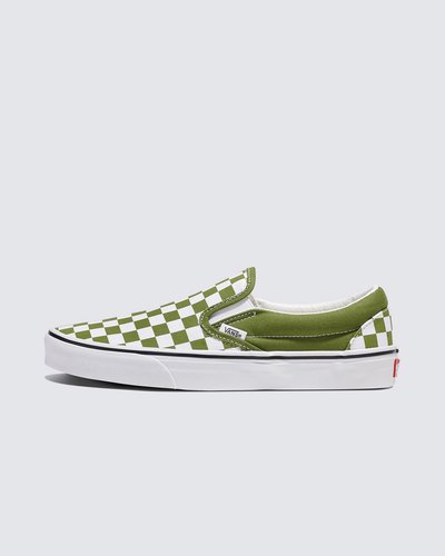 O Slip-On que define tendências é recarregado por cores ousadas e frescas. A coleção Color Theory permite que você crie uma história de cores única combinando tons vibrantes e inesperados com o estilo de clássicos icônicos. Feito com uma parte superior de lona com estampa exclusiva em checkerboard, o Tênis Slip-On Checkerboard Pesto homenageia a lendária silhueta slip-on, ao mesmo tempo que oferece um visual totalmente novo para o tênis de calce fácil.