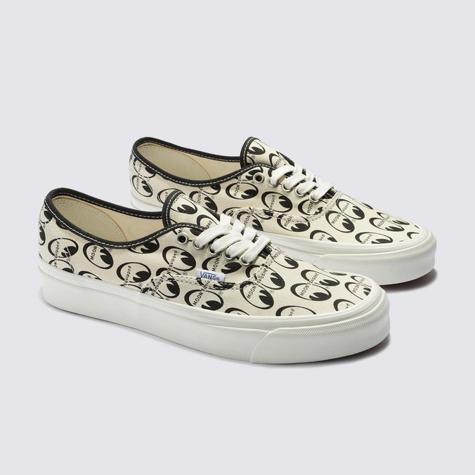 Tênis Authentic 44 Dx Vans X Mooneyes Mooneyes White