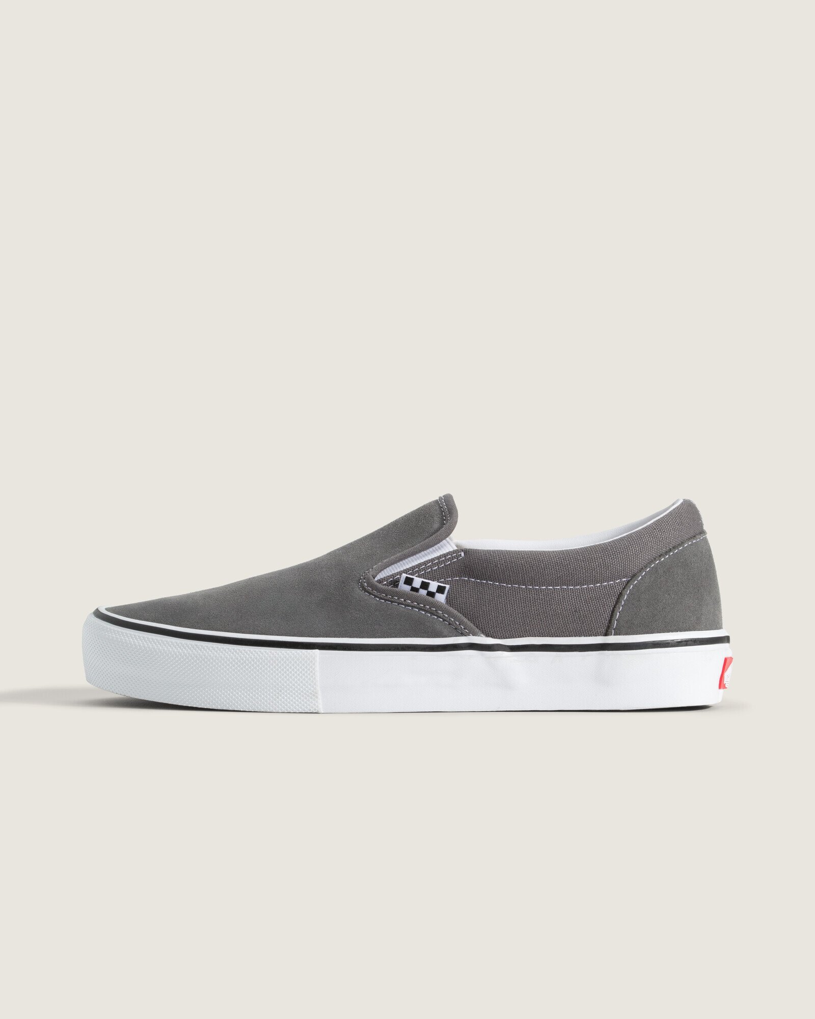 Hires-Vans-V1004300340006-01.jpg