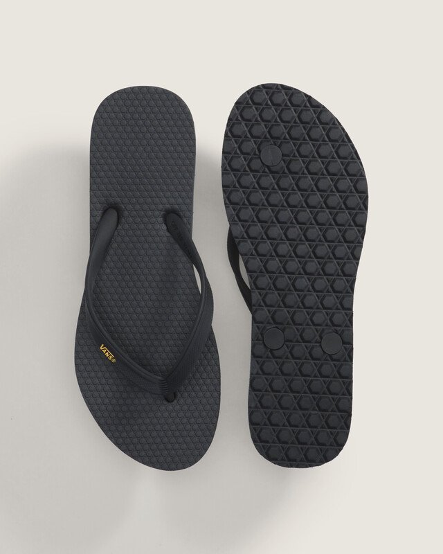 Chinelo Makena Black Gold