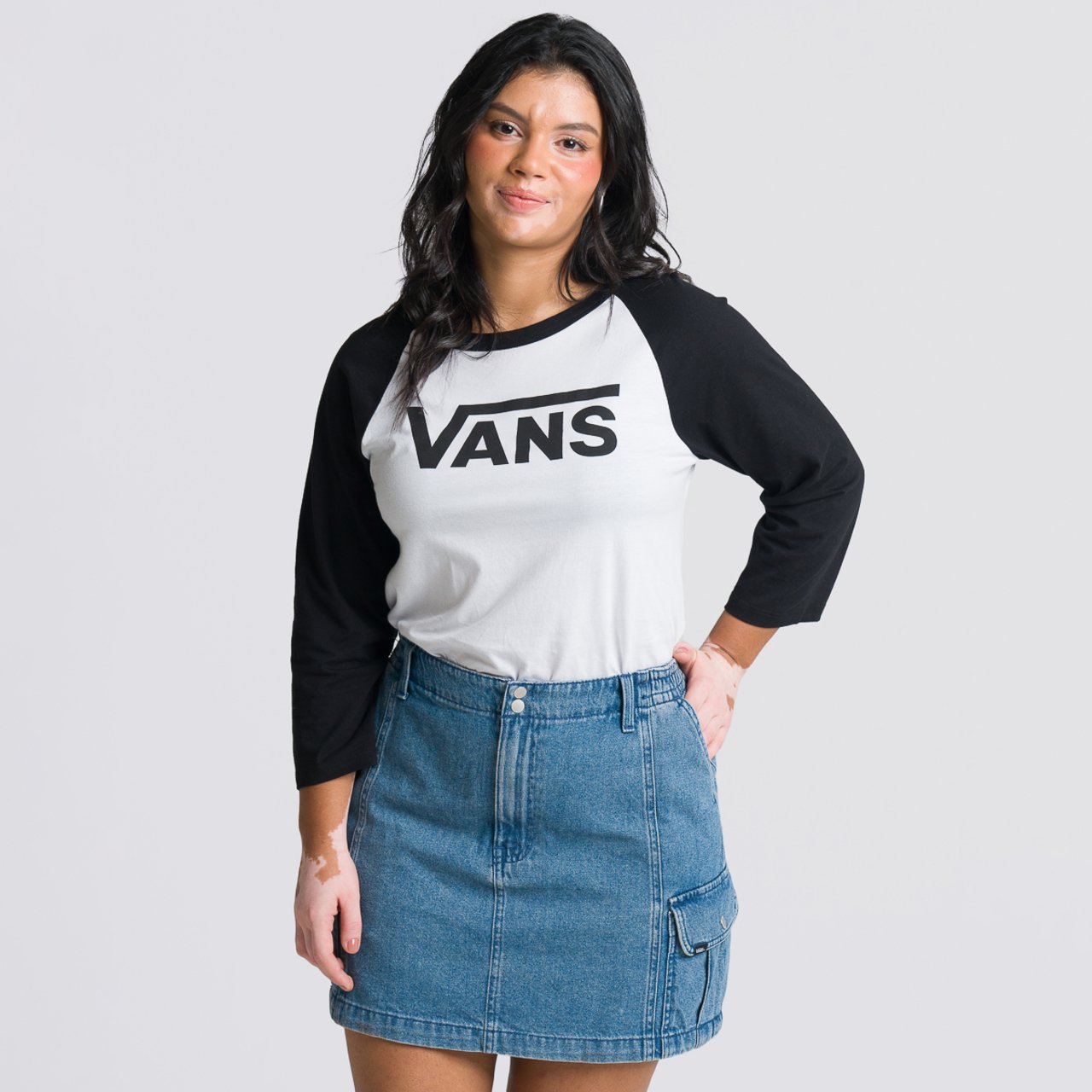 Camiseta Flying V 3/4 Raglan White Black Vans