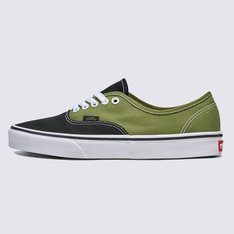 O original. Cores atualizadas.

Nascido em 1966 como Style 44, o Vans Authentic Shoe deu início a tudo. Sua estreia introduziu a agora icônica sola waffle, dando aos skatistas a aderência e a durabilidade necessárias para ultrapassar limites. Refinado e reforçado ao longo do tempo, é um símbolo do legado da Vans: intemporal, fiável e fiel às suas raízes. Agora parte da Coleção Color Theory, foi reinventado em tons vibrantes para uma abordagem nova e criativa.