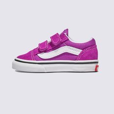 Ícone SideStripe™ para crianças.

O tênis Old Skool V para criança traz o icônico Sidestripe™ e o estilo atemporal da Vans aos pezinhos. Projetado com durabilidade e conforto em mente, possui fechos de velcro para fácil colocação e retirada, tornando-o perfeito para crianças prontas para explorar. Um verdadeiro clássico, reinventado para a próxima geração.