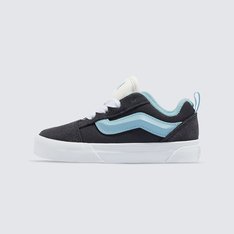 O Tênis Knu Skool Elastic Lace Retro Sport Grey Blue Infantil é uma interpretação moderna inspirado no estilo clássico dos anos 90, definido por sua língua fofa e sidestripe em 3D moldado, finalizado com cadarços elásticos. Com seu perfil marcante e detalhes de estilo dramáticos, o Knu Skool busca inspiração no Old Skool original, misturando um ícone do passado, com as tendências de hoje, desenvolvido especialmente para os pequenos.