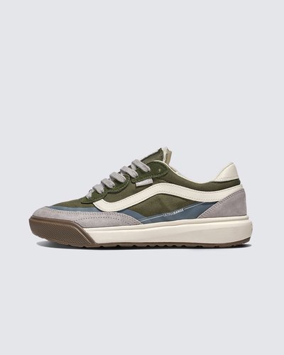 Versatilidade incomparável. Uma silhueta versátil com construção Exo Skeleton para conforto e tração equilibrados. O que significa estar pronto para tudo? Com ??o Tênis Ultrarange Se 2.0 Mte Olive você certamente descobrirá. Um tênis que não só resiste à jornada, como também mantém você confortável nas situações mais desconfortáveis. Equipado com detalhes RapidWeld atualizados, um cabedal respirável inspirado no Old Skool, com um formato de biqueira e antepé de borracha renovados para proporcionar um ajuste ideal sem sacrificar o DNA de design da Vans, este é o UltraRange evoluído.