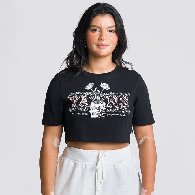 Camiseta Growing Ideas Crew Crop Ii Seasonal Hero: Authentic Black