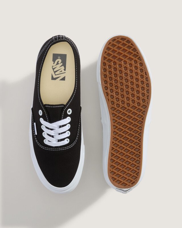 Tênis Authentic Premium Lx Black White | Vans