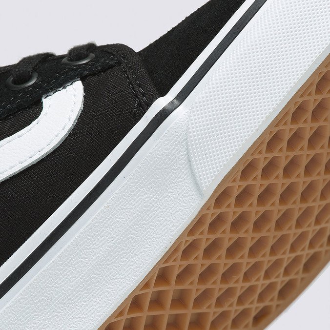 Tênis Skate Chukka Low Sidestripe Black White