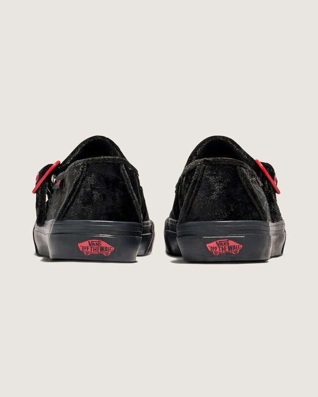 Tênis Mary Jane Hearts Black Red