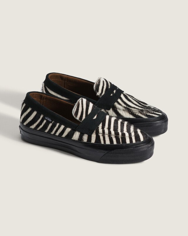 Tênis Loafer 53 Pony Hair Zebra | Vans