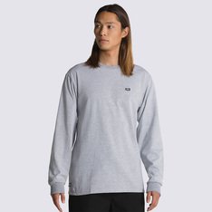 CONFORTÁVEL PARA USAR TODOS OS DIAS. DURÁVEL O SUFICIENTE PARA QUE VOCÊ FAÇA ISSO. Todo mundo precisa de uma camiseta em que possa confiar. A Camiseta Vans Off The Wall Classic de manga longa vai acabar com sua busca pela camiseta perfeita para que você possa se concentrar nas coisas mais importantes. Com uma estampa interna no padrão waffle que afasta a umidade da pele, esta nova camiseta mantém você confortável e seco, enquanto o fio resistente proporciona durabilidade e minimiza o encolhimento. Com gola e punhos canelados e costuras reforçadas nos ombros, acabamentos premium da Vans, logo bordado no peito do lado esquerdo e presilha checkerboard para pendurar em cabides, a camiseta Off The Wall™ será a última camiseta que você precisará. Tipo de caimento: clássico. O modelo tem 1,82m de altura e veste tamanho M.Aproveite a Vans Black Friday e adquira já seu novo produto Off The Wall