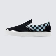 Sem cadarços. Sempre icônico. O Slip-On original do skate, mais irreverente do que nunca. Elegante e estiloso, um tênis fácil de usar sem esforço. O Tênis Slip-On Crystal Blue  apresenta cabedal de lona de perfil baixo. O modelo oferece uma praticidade incomparável, enquanto o seu design clean com estampa icônica em checkerboard, torna este slip-on a escolha perfeita. Com um dos designs mais populares, esse tênis é o meio-termo perfeito entre estilo e praticidade.