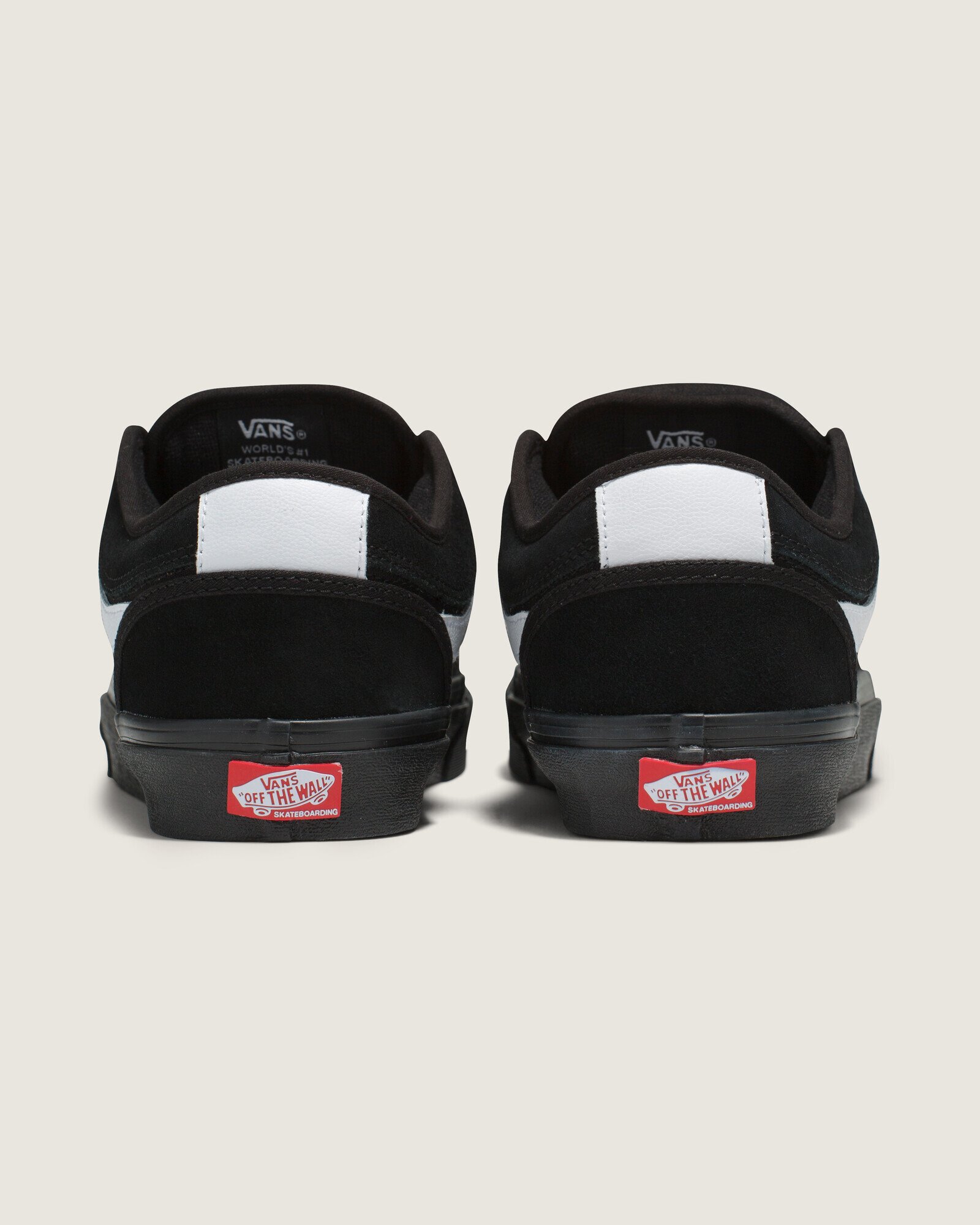 Tênis Skate Chukka Low Sidestripe Black White | Vans