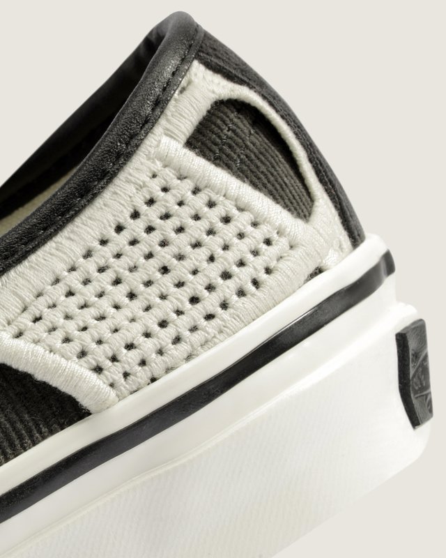 Tênis Authentic Lx Black Egret