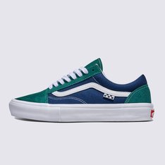 Ícone Sidestripe™. Ainda mais refinado para patinar

O sapato Skate Old Skool refina o original com atualizações de desempenho. Materiais reforçados e reforços estrategicamente colocados aumentam a durabilidade, enquanto a proteção contra impactos mantém você pronto para pousos pesados. A sola é ajustada com um composto de borracha mais pegajoso, proporcionando maior aderência e sensação na prancha. Mantendo-se fiel às suas raízes, o Skate Old Skool apresenta a icónica Sidestripe™ e a silhueta de cano baixo que o tornaram um pilar cultural durante décadas.